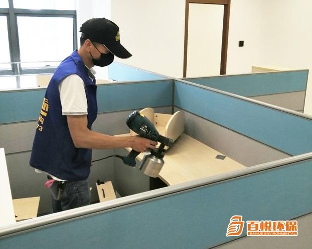 百悅環(huán)保推薦：汽車車內(nèi)如何除甲醛，甲醛又從哪來？